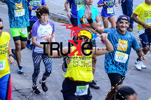 Buy your photos of the eventCorrida de Rua Unifor on Fotop