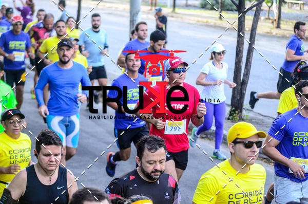 Buy your photos of the eventCorrida de Rua Unifor on Fotop