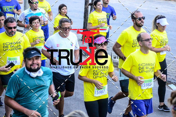 Buy your photos of the eventCorrida de Rua Unifor on Fotop