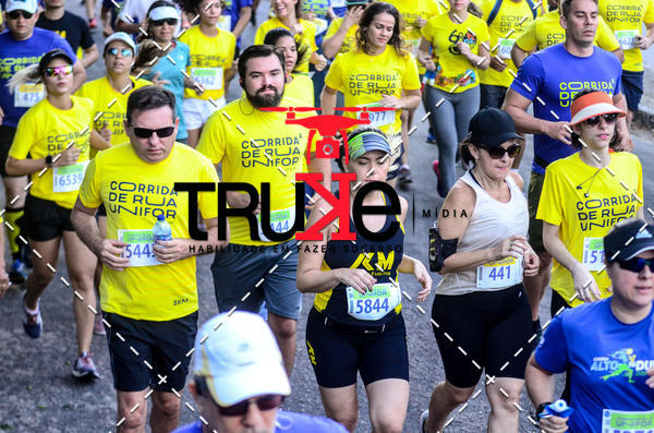 Buy your photos of the eventCorrida de Rua Unifor on Fotop