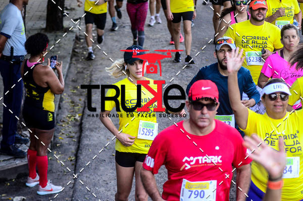 Buy your photos of the eventCorrida de Rua Unifor on Fotop