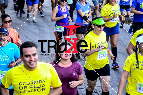 Buy your photos of the eventCorrida de Rua Unifor on Fotop