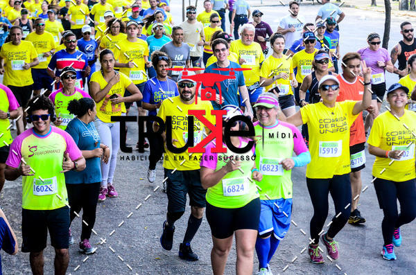Buy your photos of the eventCorrida de Rua Unifor on Fotop