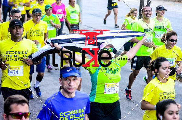 Buy your photos of the eventCorrida de Rua Unifor on Fotop