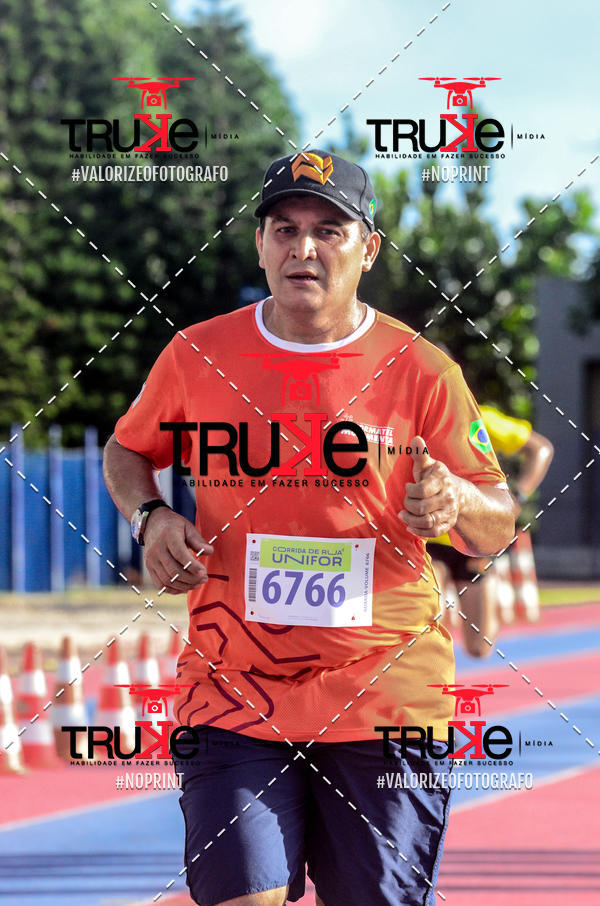 Buy your photos of the eventCorrida de Rua Unifor on Fotop