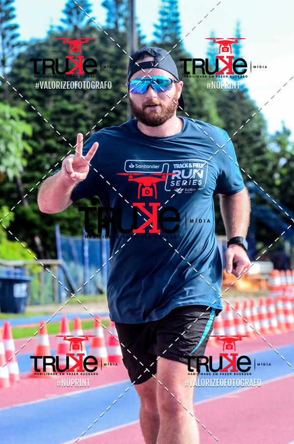 Buy your photos of the eventCorrida de Rua Unifor on Fotop