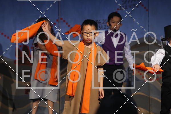 Buy your photos of the eventTots & Teens June 2019 Presentation on Fotop