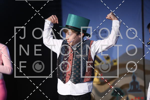 Achetez vos photos de l'vnementTots & Teens June 2019 Presentation sur Fotop