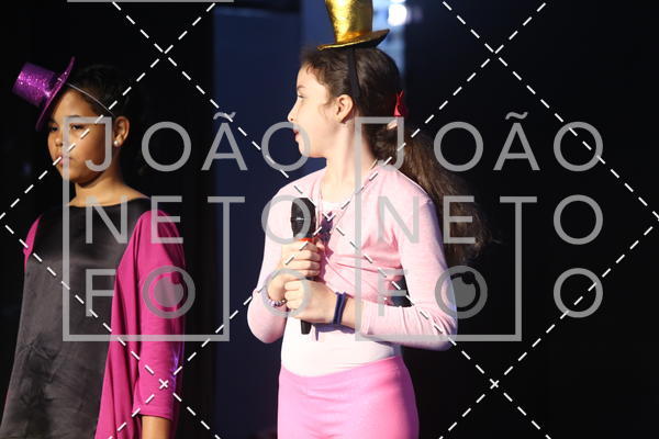 Achetez vos photos de l'vnementTots & Teens June 2019 Presentation sur Fotop