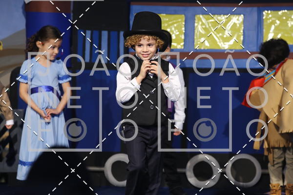 Compra tus fotos del eventoTots & Teens June 2019 Presentation En Fotop