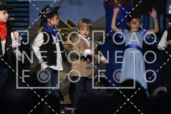 Achetez vos photos de l'vnementTots & Teens June 2019 Presentation sur Fotop