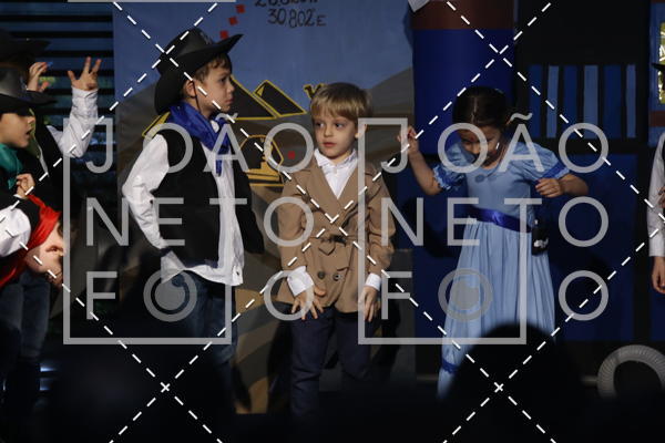 Achetez vos photos de l'vnementTots & Teens June 2019 Presentation sur Fotop