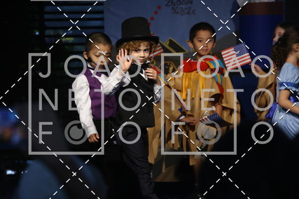 Achetez vos photos de l'vnementTots & Teens June 2019 Presentation sur Fotop
