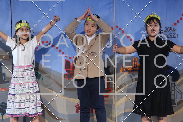 Buy your photos of the eventTots & Teens June 2019 Presentation on Fotop