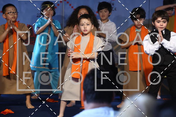 Achetez vos photos de l'vnementTots & Teens June 2019 Presentation sur Fotop