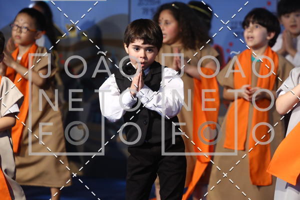 Achetez vos photos de l'vnementTots & Teens June 2019 Presentation sur Fotop