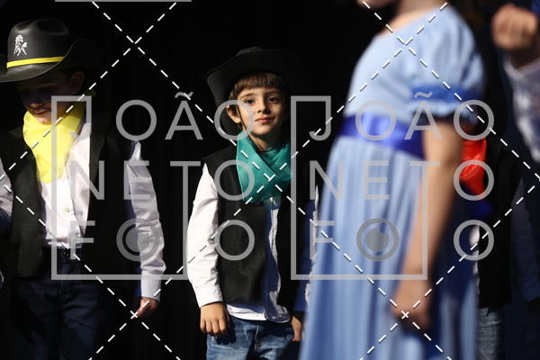 Achetez vos photos de l'vnementTots & Teens June 2019 Presentation sur Fotop