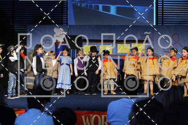 Buy your photos of the eventTots & Teens June 2019 Presentation on Fotop