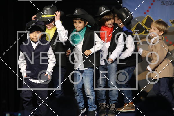 Achetez vos photos de l'vnementTots & Teens June 2019 Presentation sur Fotop