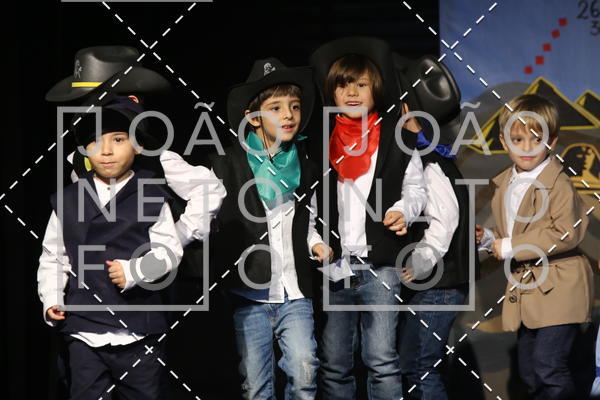 Achetez vos photos de l'vnementTots & Teens June 2019 Presentation sur Fotop