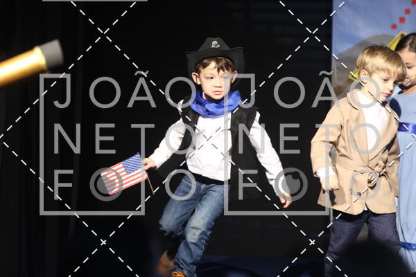 Achetez vos photos de l'vnementTots & Teens June 2019 Presentation sur Fotop