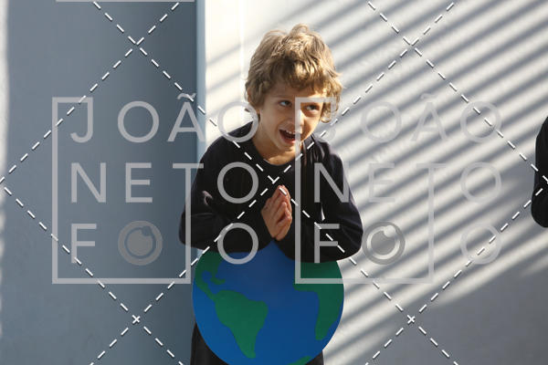 Achetez vos photos de l'vnementTots & Teens June 2019 Presentation sur Fotop