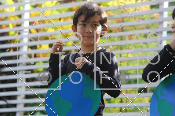 Achetez vos photos de l'vnementTots & Teens June 2019 Presentation sur Fotop
