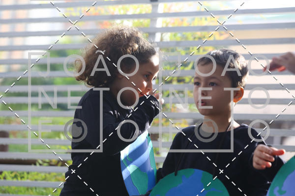 Achetez vos photos de l'vnementTots & Teens June 2019 Presentation sur Fotop