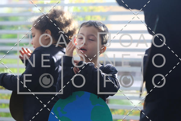 Achetez vos photos de l'vnementTots & Teens June 2019 Presentation sur Fotop