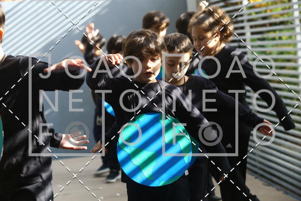 Achetez vos photos de l'vnementTots & Teens June 2019 Presentation sur Fotop