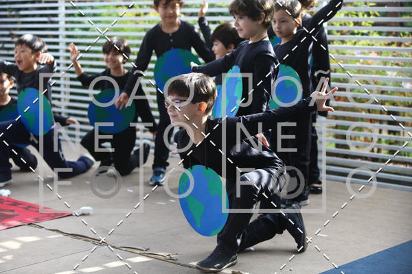 Buy your photos of the eventTots & Teens June 2019 Presentation on Fotop