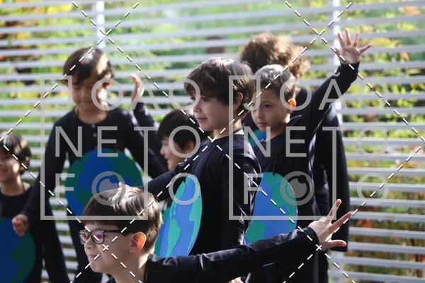 Buy your photos of the eventTots & Teens June 2019 Presentation on Fotop