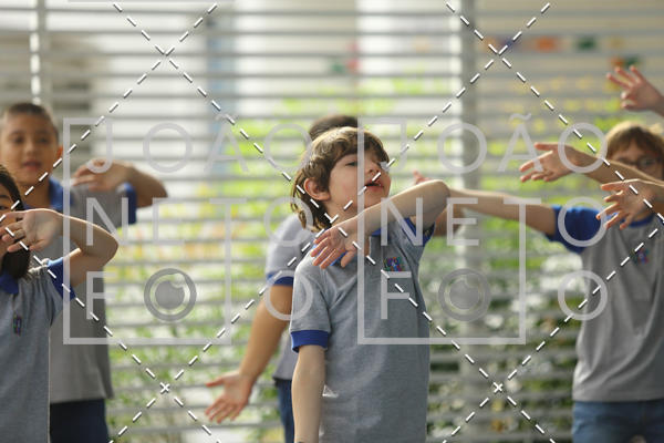 Buy your photos of the eventTots & Teens June 2019 Presentation on Fotop