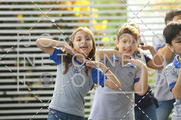 Buy your photos of the eventTots & Teens June 2019 Presentation on Fotop