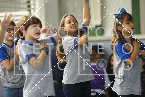 Buy your photos of the eventTots & Teens June 2019 Presentation on Fotop