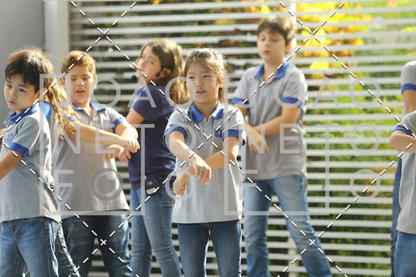 Buy your photos of the eventTots & Teens June 2019 Presentation on Fotop