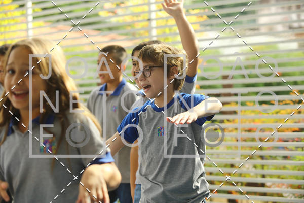 Buy your photos of the eventTots & Teens June 2019 Presentation on Fotop