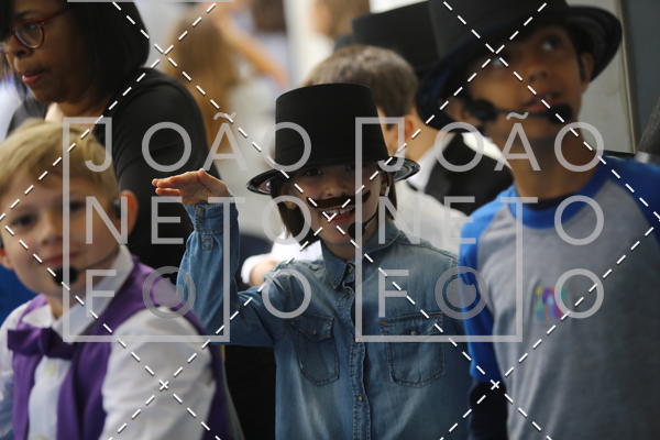 Buy your photos of the eventTots & Teens June 2019 Presentation on Fotop