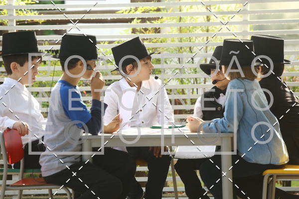 Buy your photos of the eventTots & Teens June 2019 Presentation on Fotop