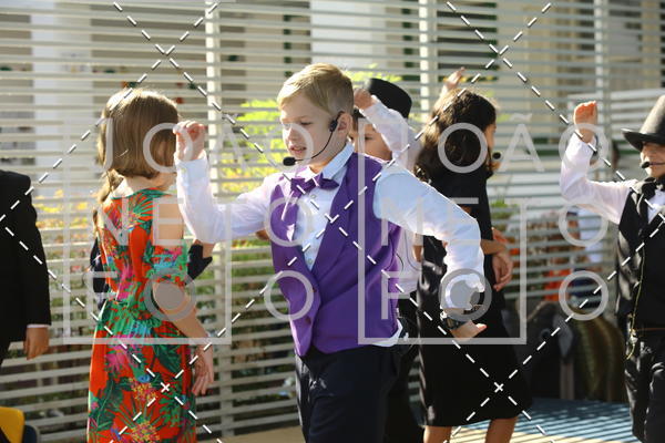 Buy your photos of the eventTots & Teens June 2019 Presentation on Fotop