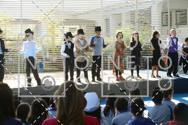 Buy your photos of the eventTots & Teens June 2019 Presentation on Fotop