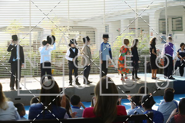 Buy your photos of the eventTots & Teens June 2019 Presentation on Fotop