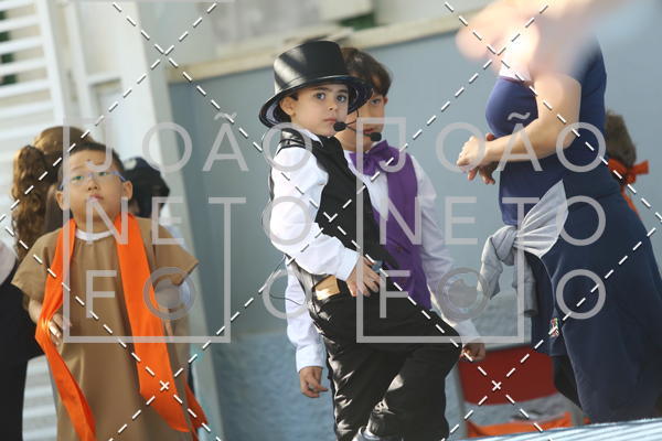 Buy your photos of the eventTots & Teens June 2019 Presentation on Fotop