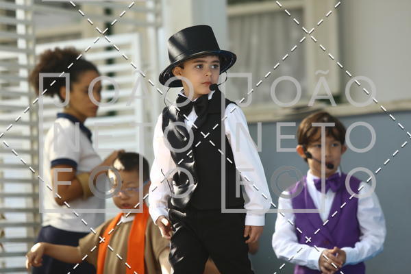 Buy your photos of the eventTots & Teens June 2019 Presentation on Fotop