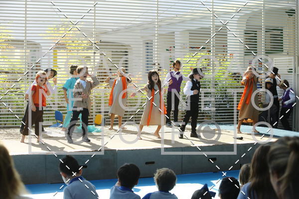 Buy your photos of the eventTots & Teens June 2019 Presentation on Fotop