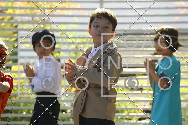 Buy your photos of the eventTots & Teens June 2019 Presentation on Fotop