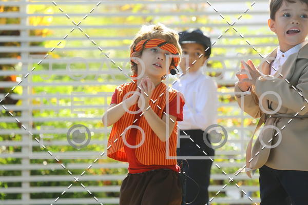 Buy your photos of the eventTots & Teens June 2019 Presentation on Fotop