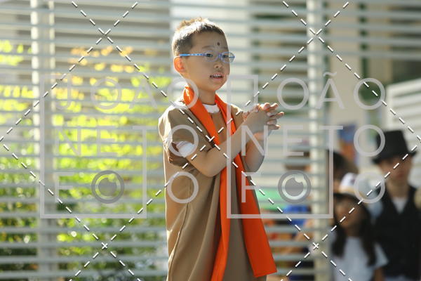 Buy your photos of the eventTots & Teens June 2019 Presentation on Fotop