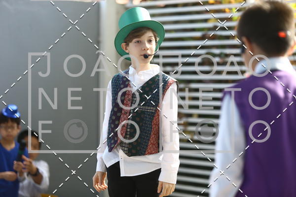 Buy your photos of the eventTots & Teens June 2019 Presentation on Fotop