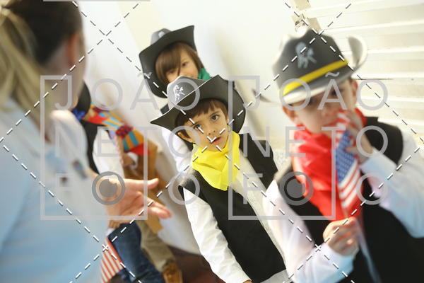 Buy your photos of the eventTots & Teens June 2019 Presentation on Fotop